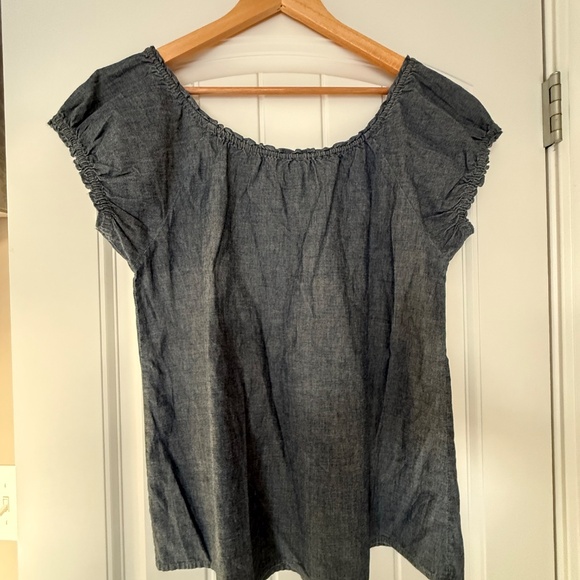 J. Crew Factory Chambray Cap Sleeve Top Size M NWT - Picture 3 of 10